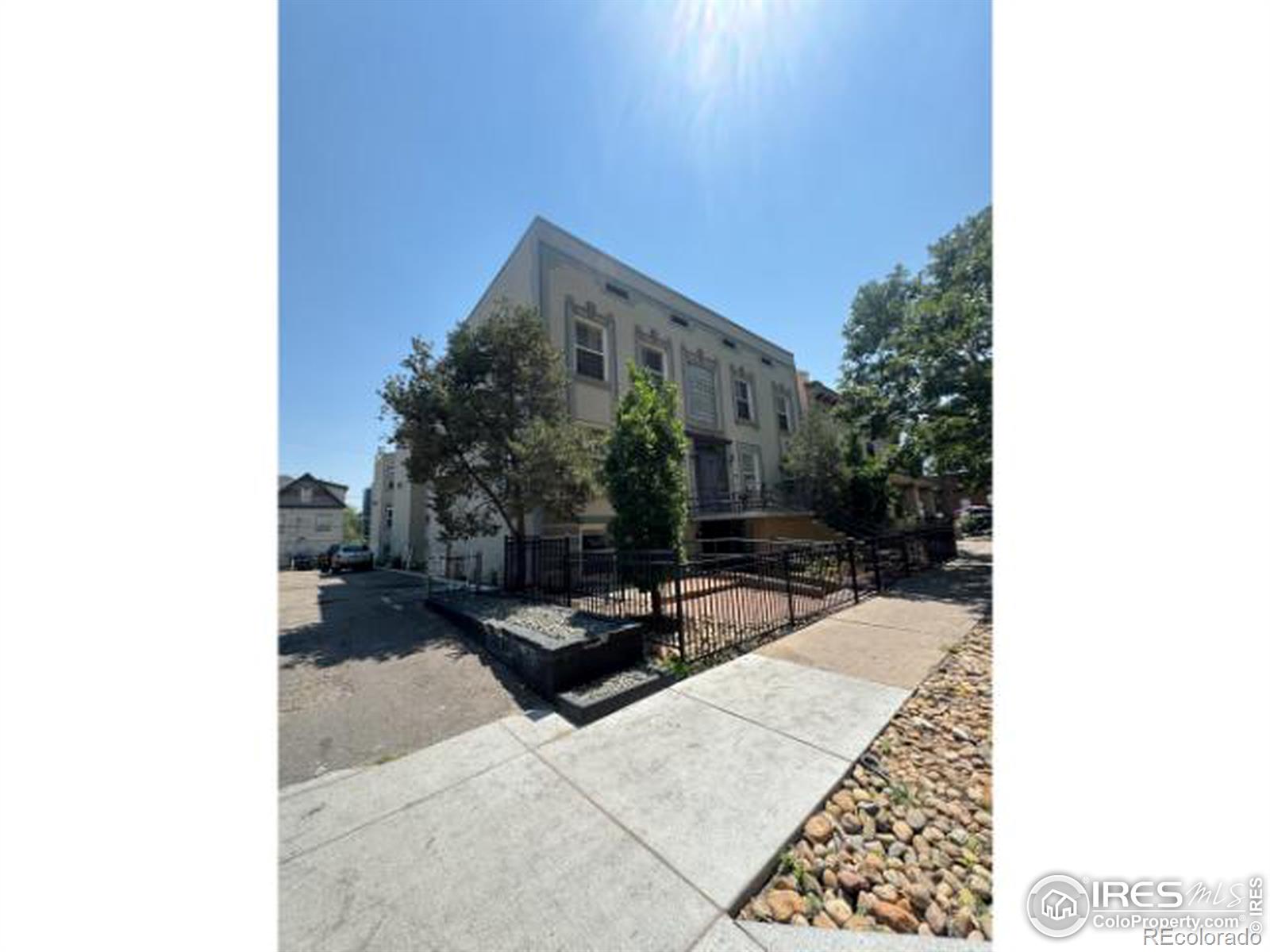 MLS Image #10 for 1650 n pearl street,denver, Colorado