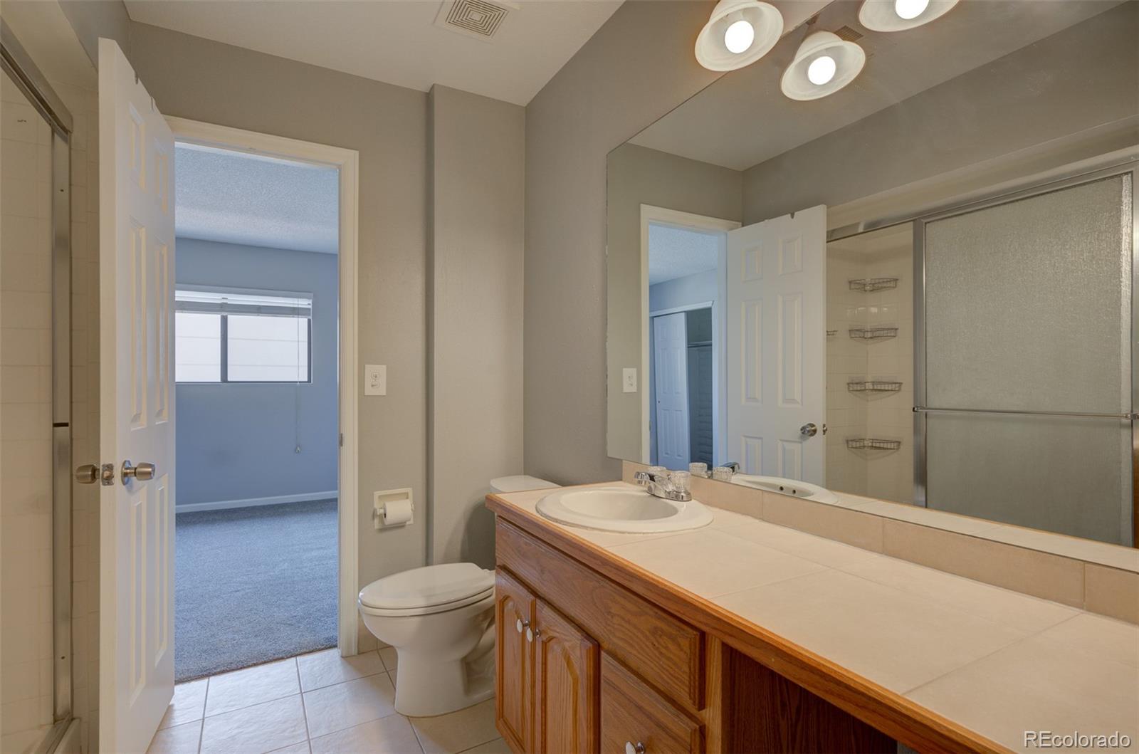 MLS Image #19 for 1060 s parker road,denver, Colorado