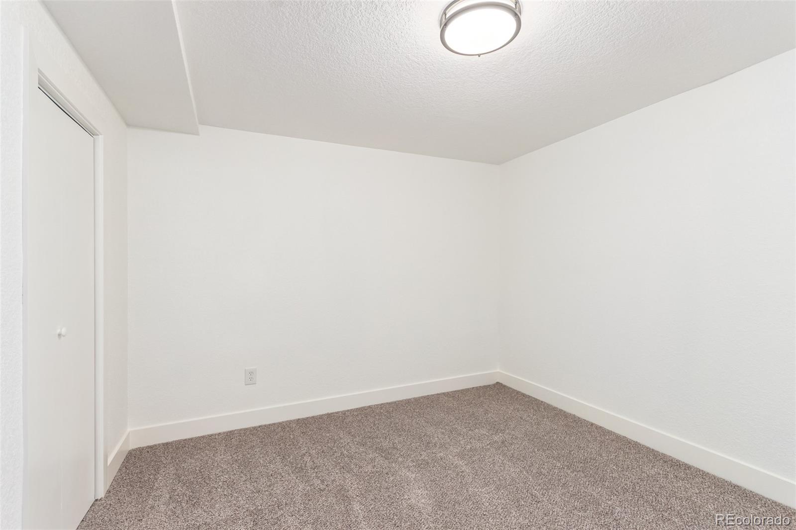 MLS Image #17 for 735 n utica street,denver, Colorado