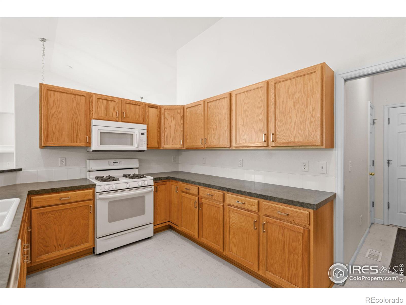 MLS Image #11 for 3024  depo drive,longmont, Colorado