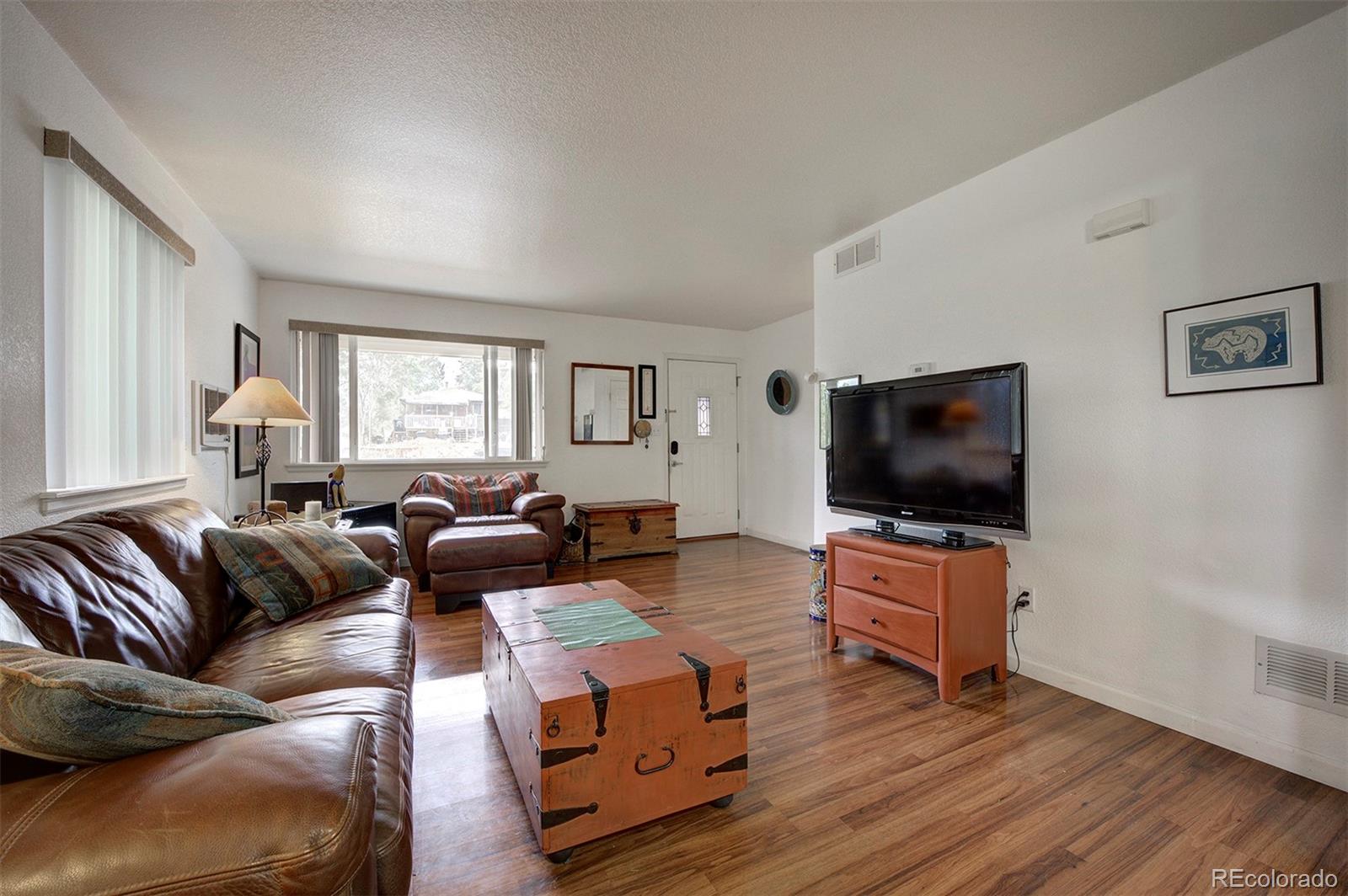 MLS Image #6 for 643  tennyson street,denver, Colorado