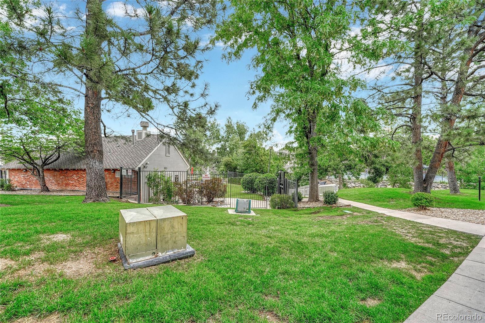 MLS Image #38 for 6765 s poplar court,centennial, Colorado