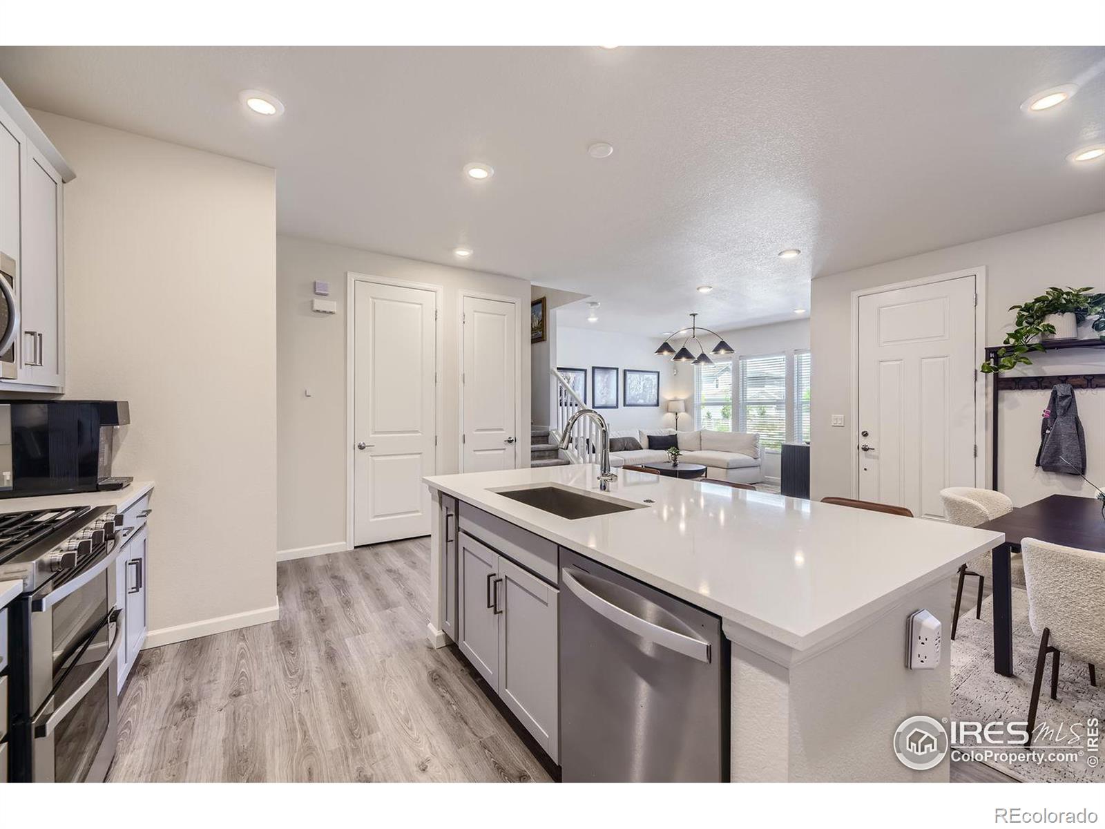 MLS Image #7 for 8054  sterling ranch avenue,littleton, Colorado