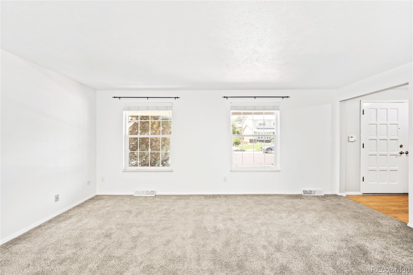 MLS Image #9 for 4190 s spruce street,denver, Colorado