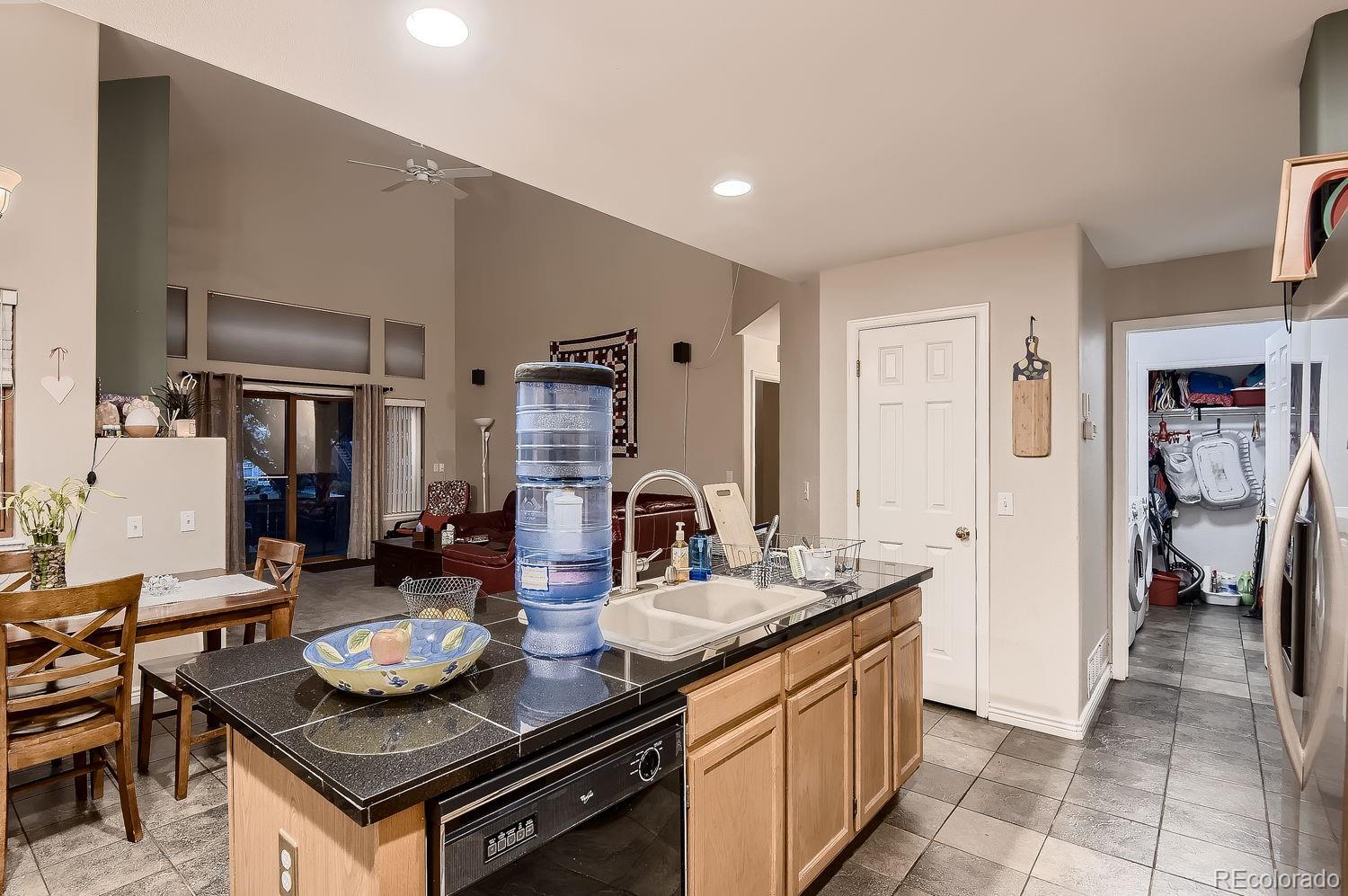 MLS Image #11 for 4005 s sable way,aurora, Colorado