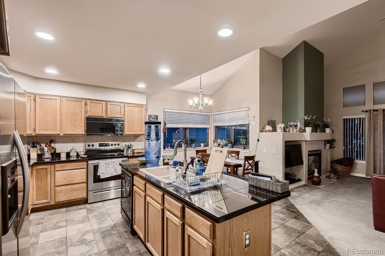 MLS Image #7 for 4005 s sable way,aurora, Colorado