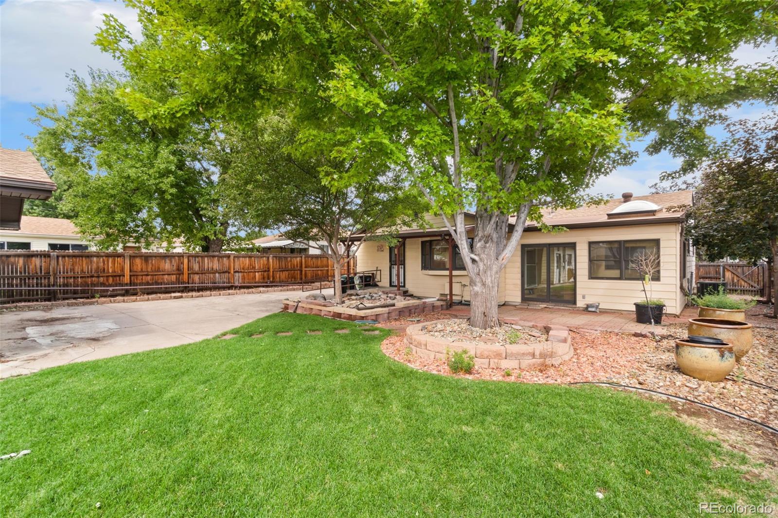 MLS Image #2 for 1325 s vrain street,denver, Colorado