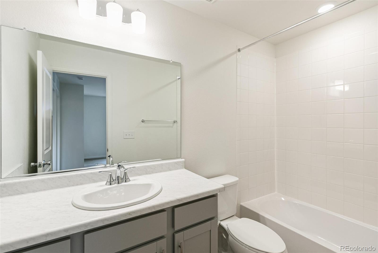 MLS Image #15 for 5780 n killarney way,aurora, Colorado