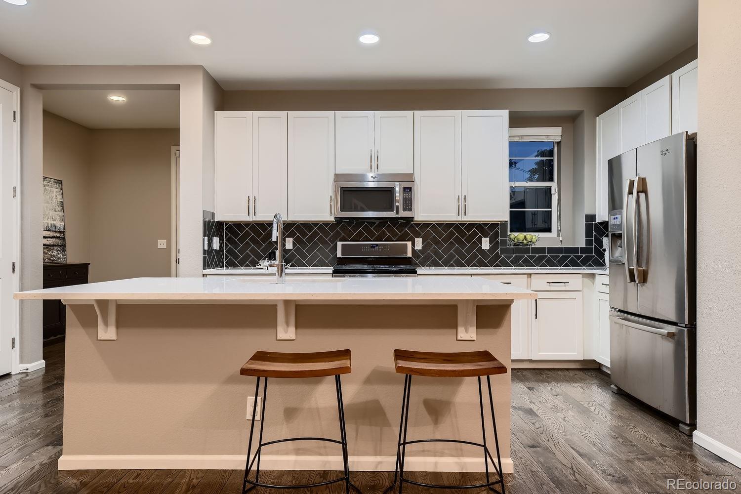 MLS Image #11 for 7936 e 53rd drive,denver, Colorado