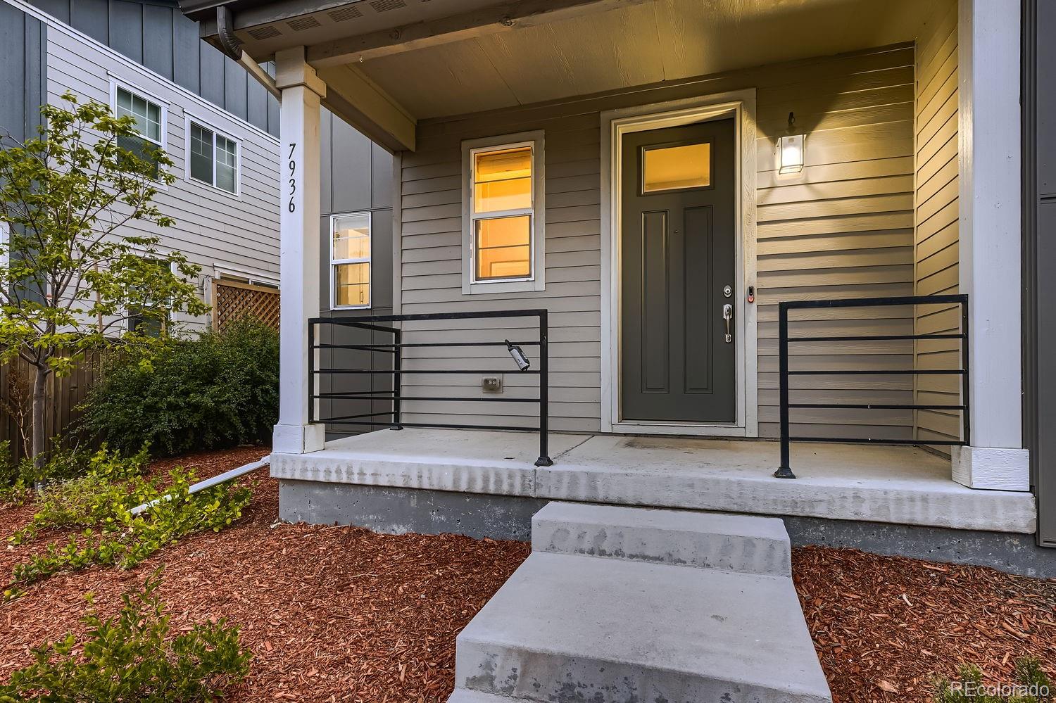 MLS Image #2 for 7936 e 53rd drive,denver, Colorado