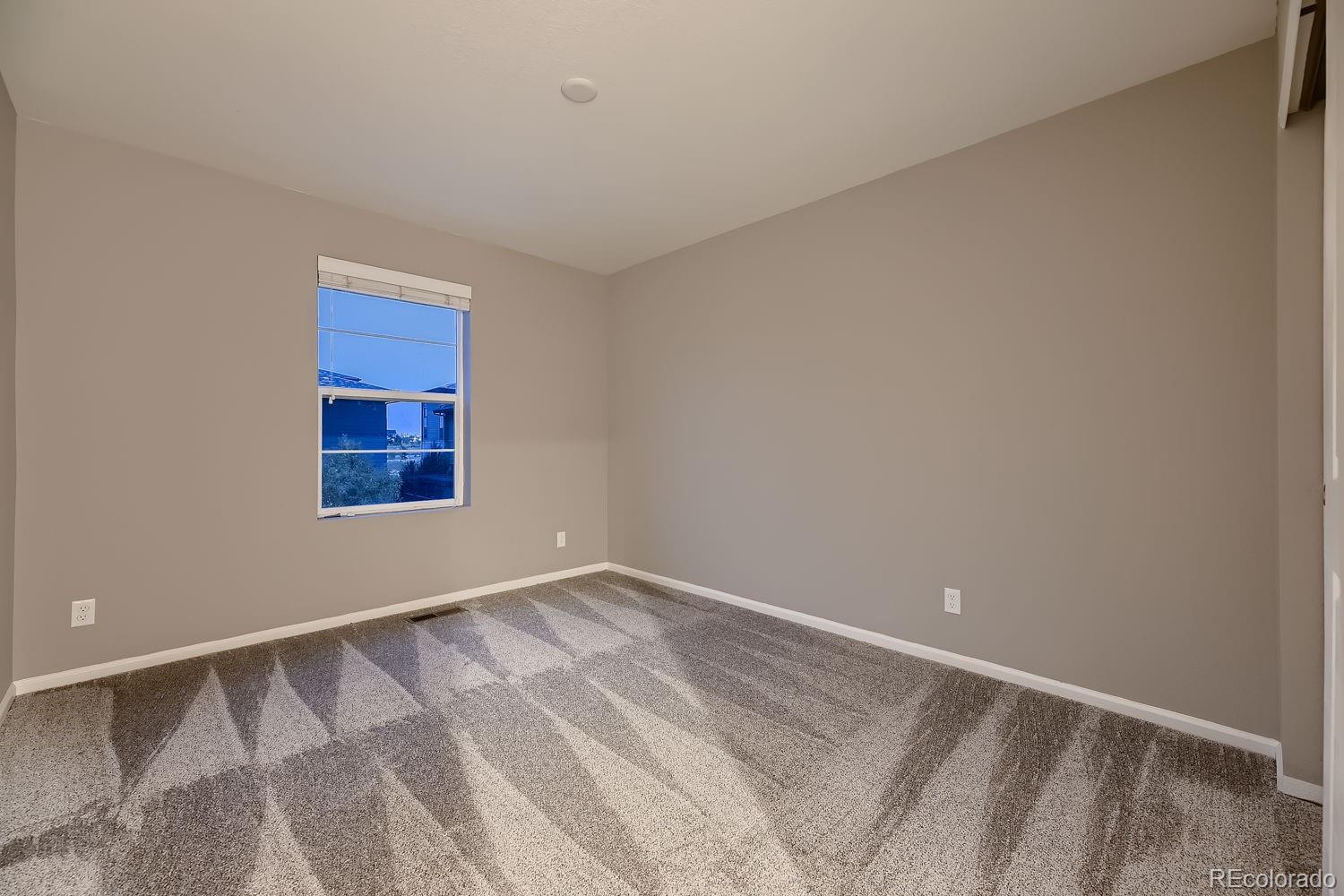 MLS Image #20 for 7936 e 53rd drive,denver, Colorado