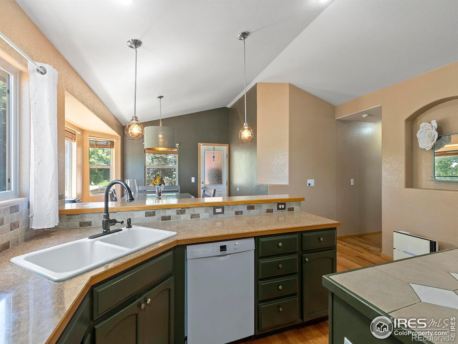 MLS Image #10 for 2452  silverton street,loveland, Colorado