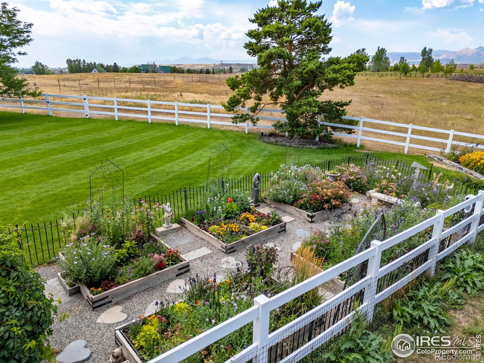 MLS Image #35 for 5800  saint vrain road,longmont, Colorado