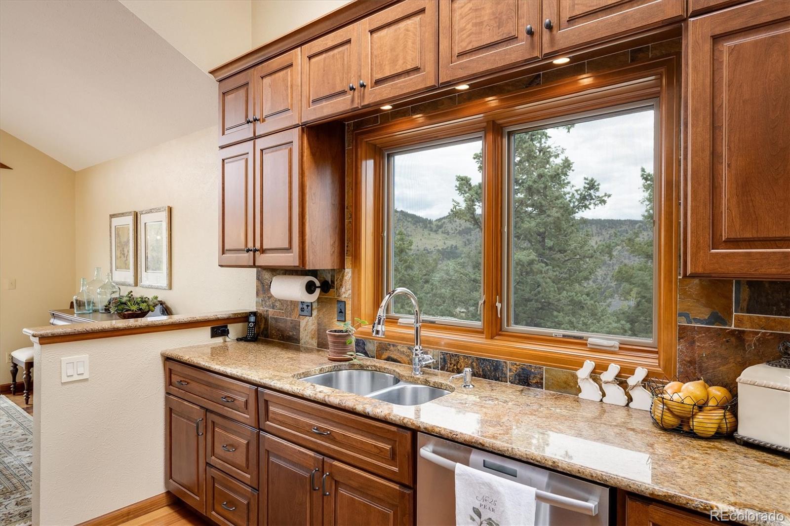 MLS Image #15 for 302  deer trail circle,boulder, Colorado