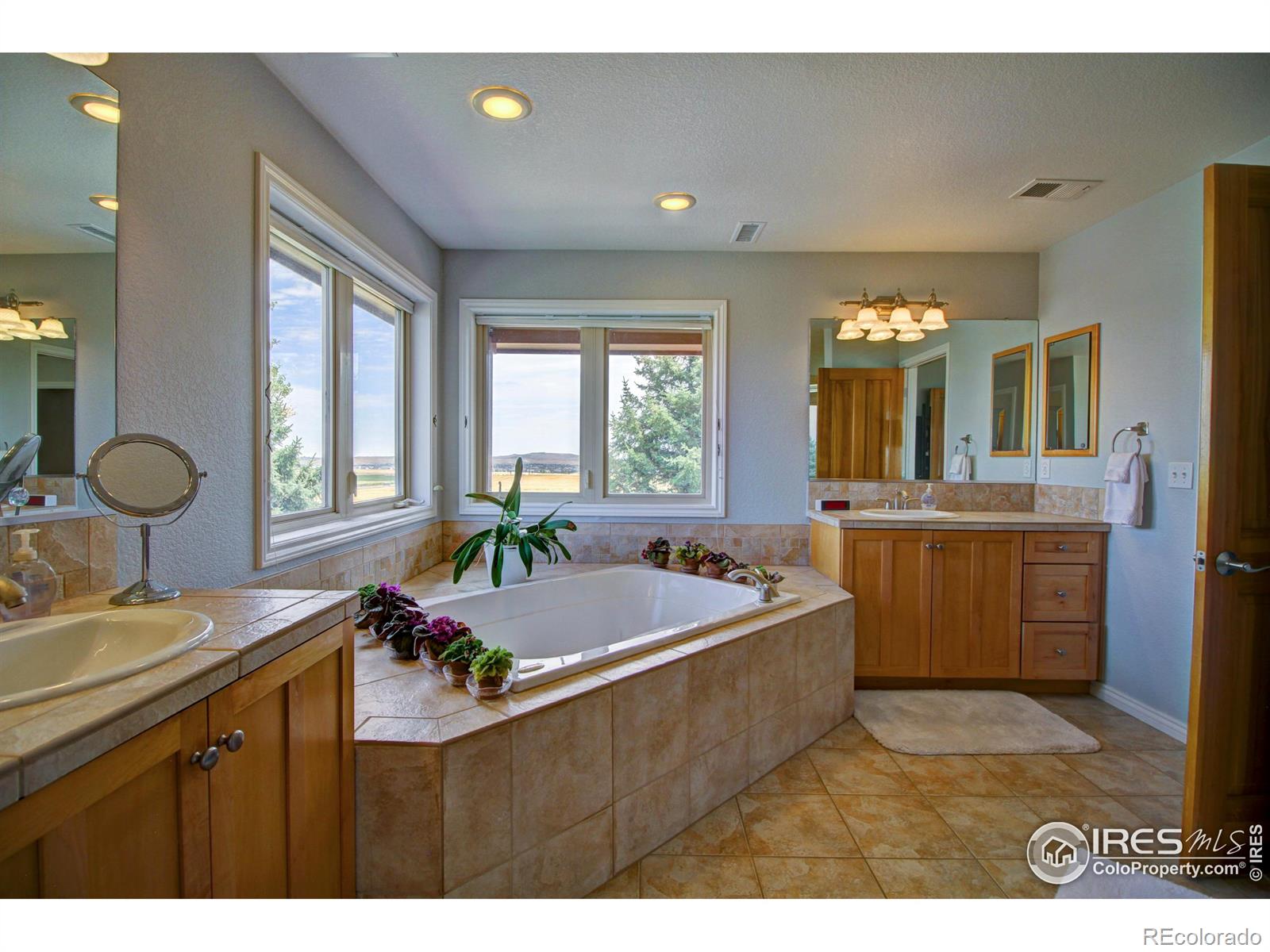 MLS Image #18 for 1288  hawk ridge road,lafayette, Colorado