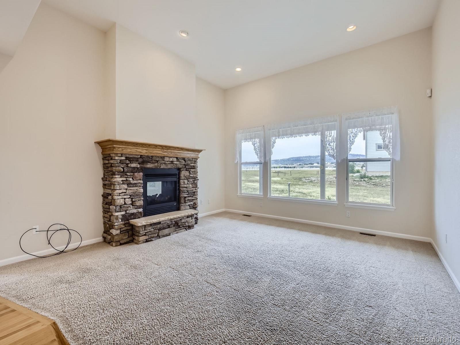 MLS Image #6 for 4974  malibu drive,berthoud, Colorado