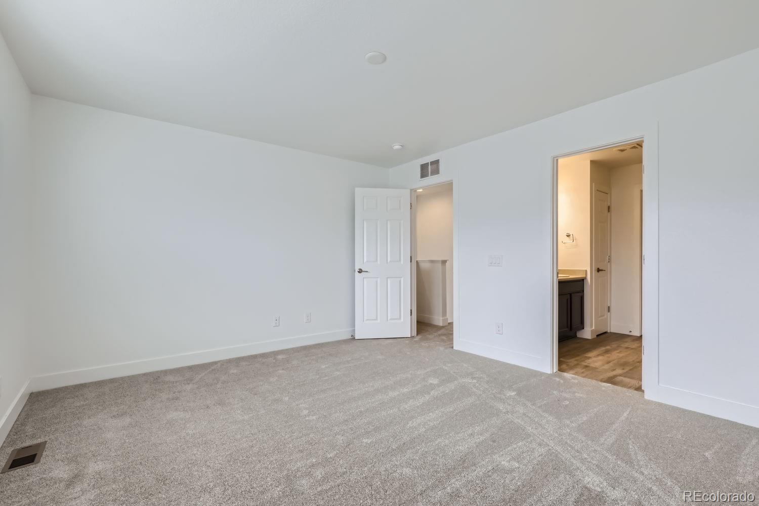 MLS Image #12 for 16063 e warner place,denver, Colorado