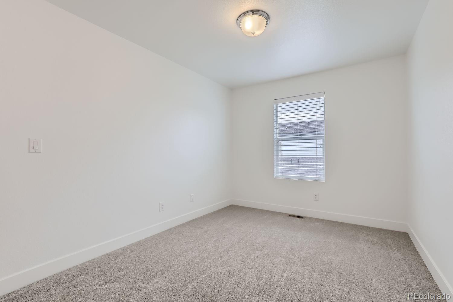 MLS Image #18 for 16063 e warner place,denver, Colorado