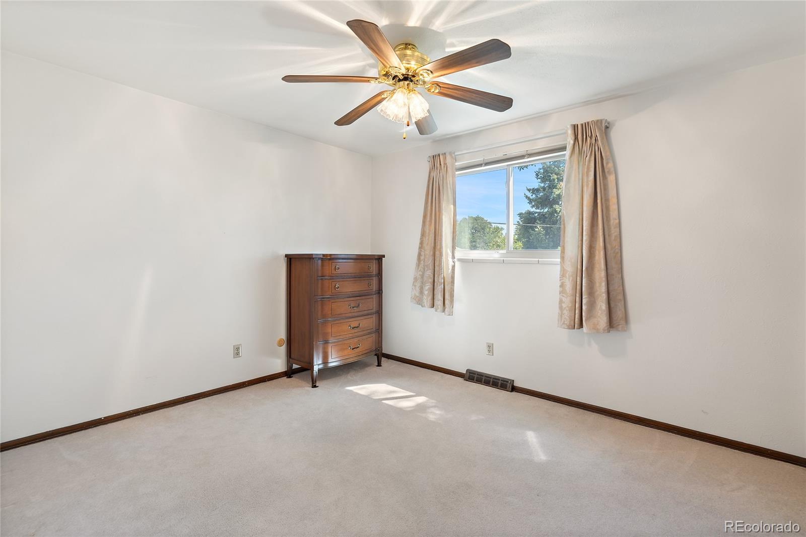 MLS Image #16 for 13198 e center avenue,aurora, Colorado