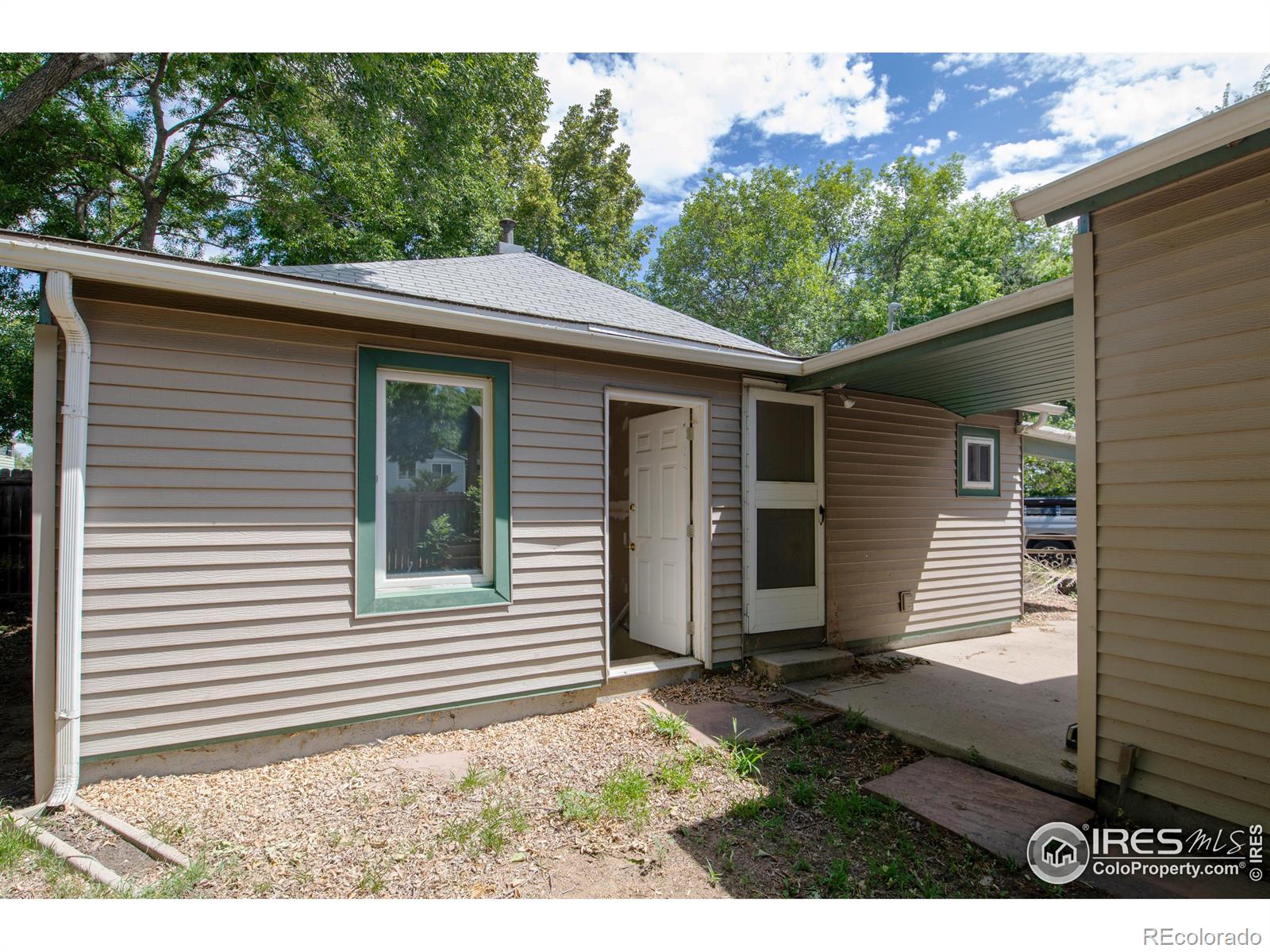 MLS Image #2 for 612 e chester avenue,lafayette, Colorado