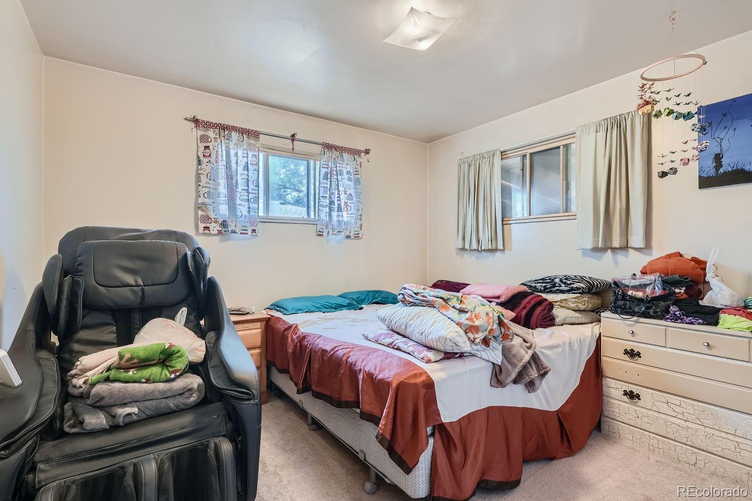 MLS Image #14 for 7061  larsh drive,denver, Colorado