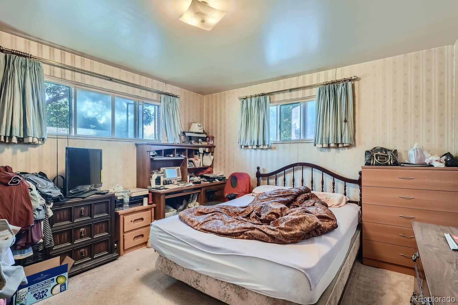 MLS Image #9 for 7061  larsh drive,denver, Colorado