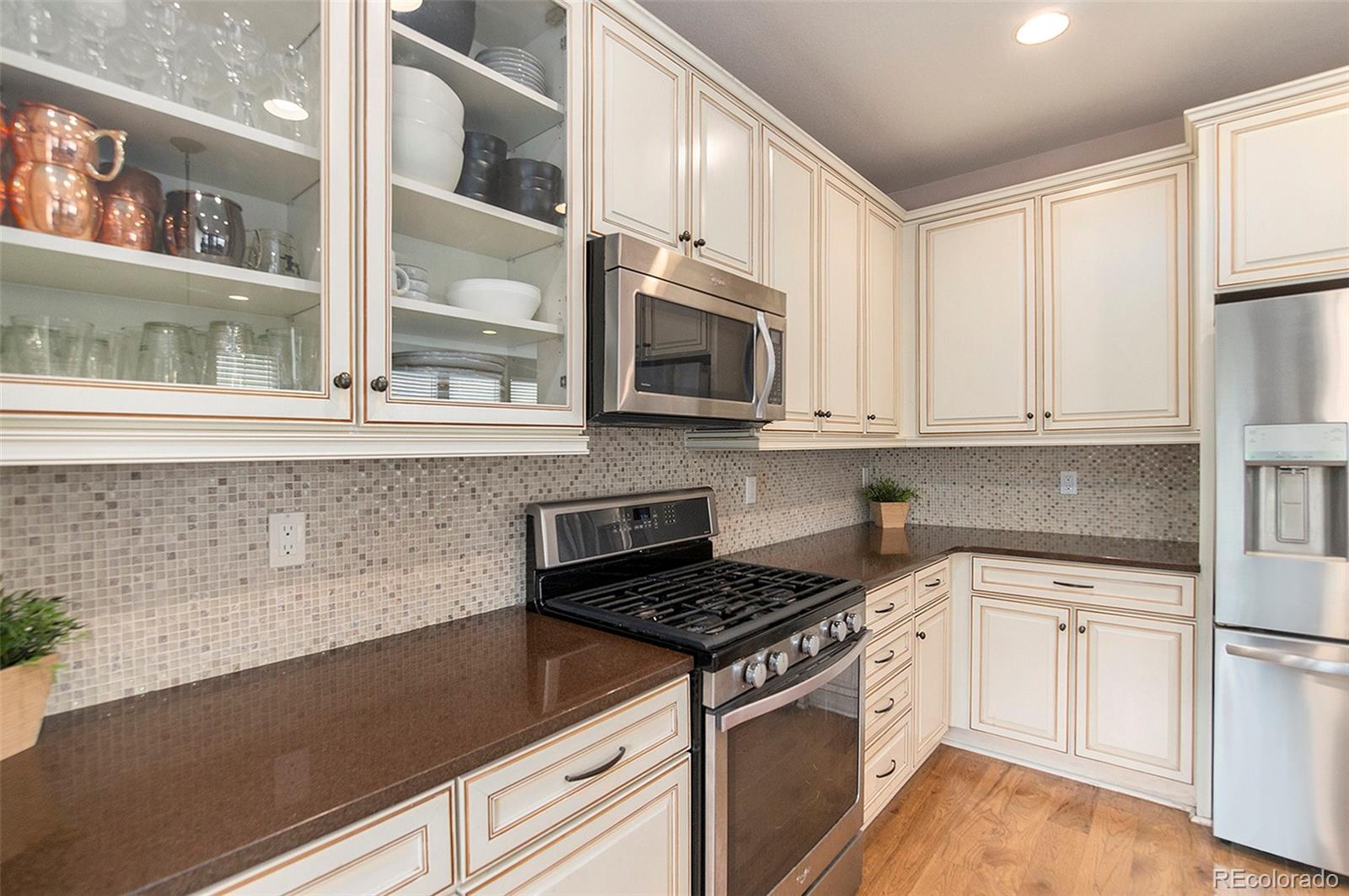 MLS Image #11 for 8152 e 49th place,denver, Colorado