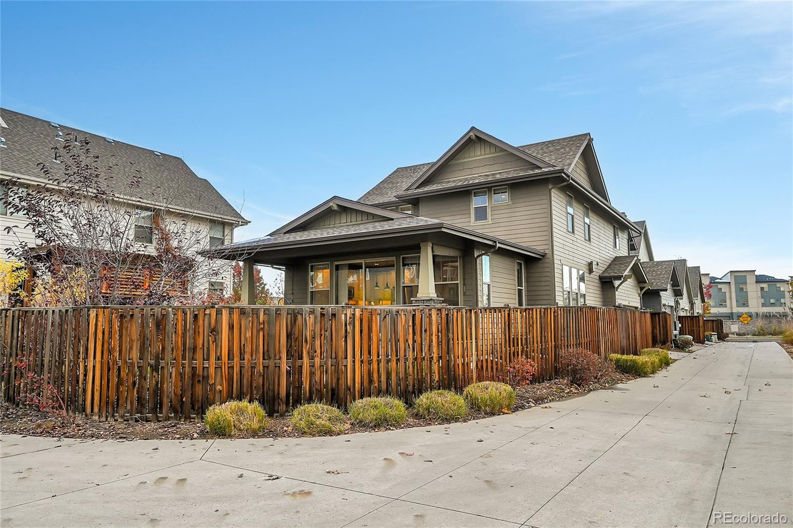 MLS Image #32 for 8152 e 49th place,denver, Colorado