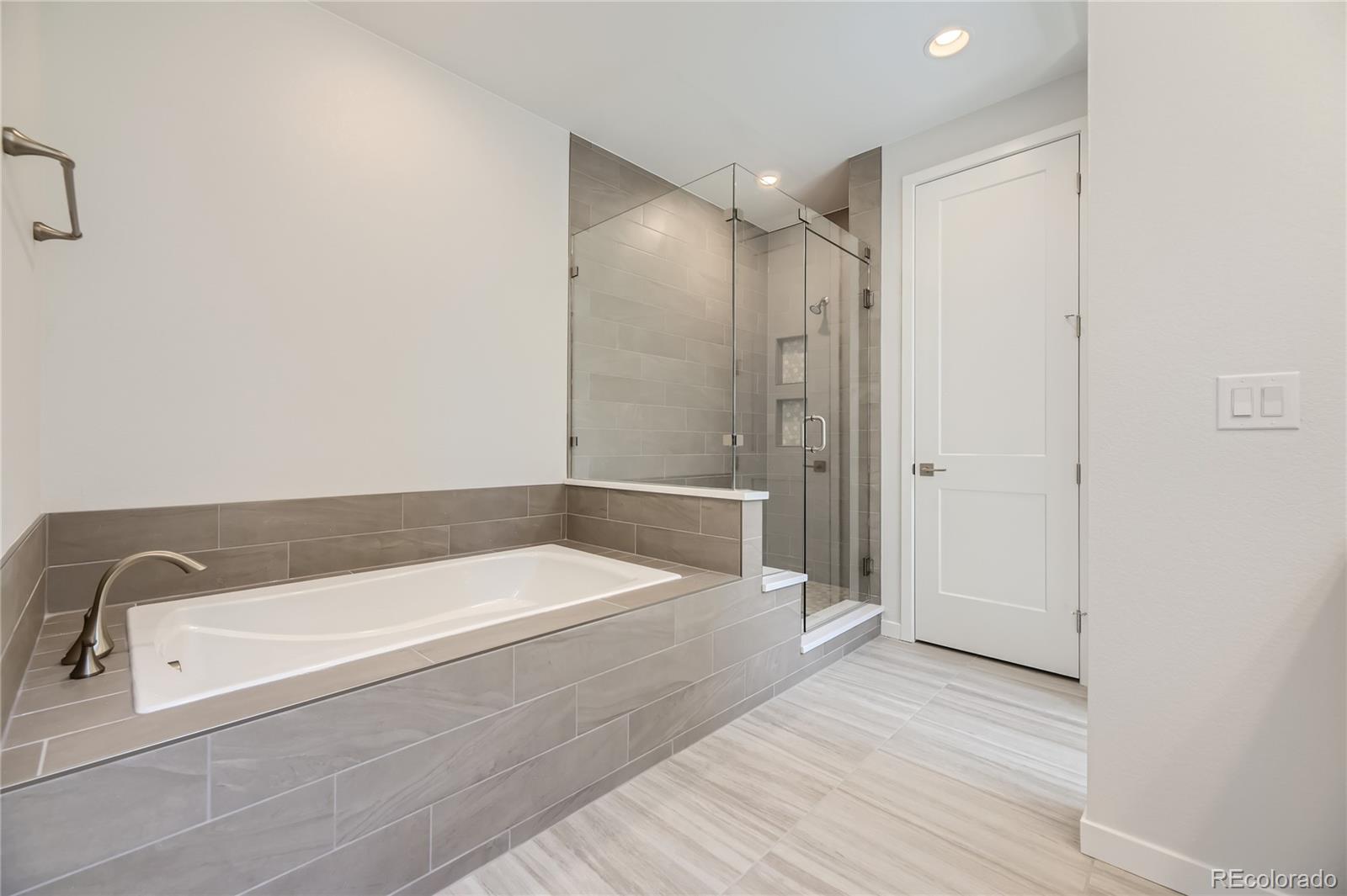 MLS Image #26 for 11077  star fall street,littleton, Colorado