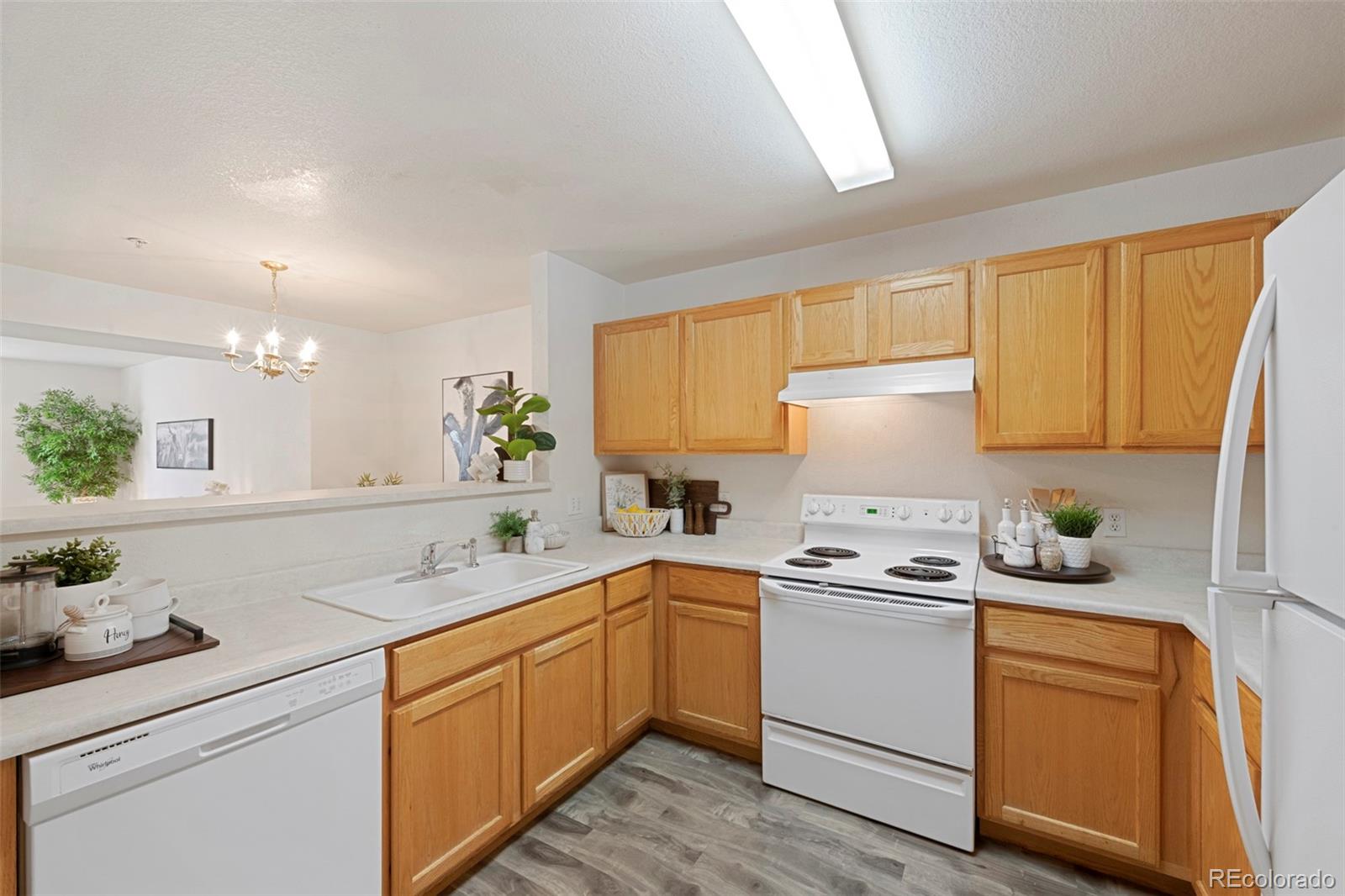 MLS Image #11 for 12281 e tennessee drive,aurora, Colorado