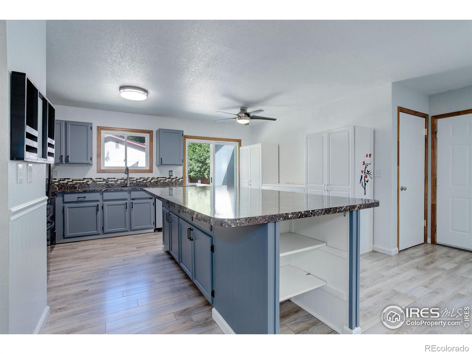 MLS Image #5 for 819  woodland way,fort collins, Colorado