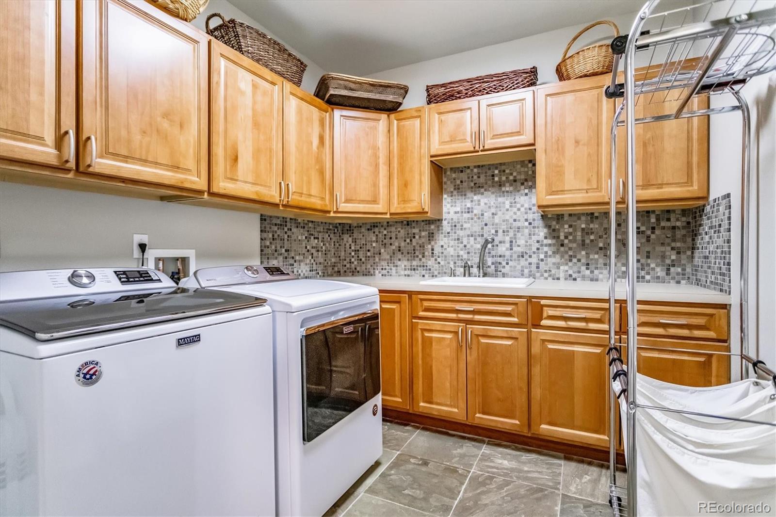 MLS Image #38 for 87 s ash street,denver, Colorado