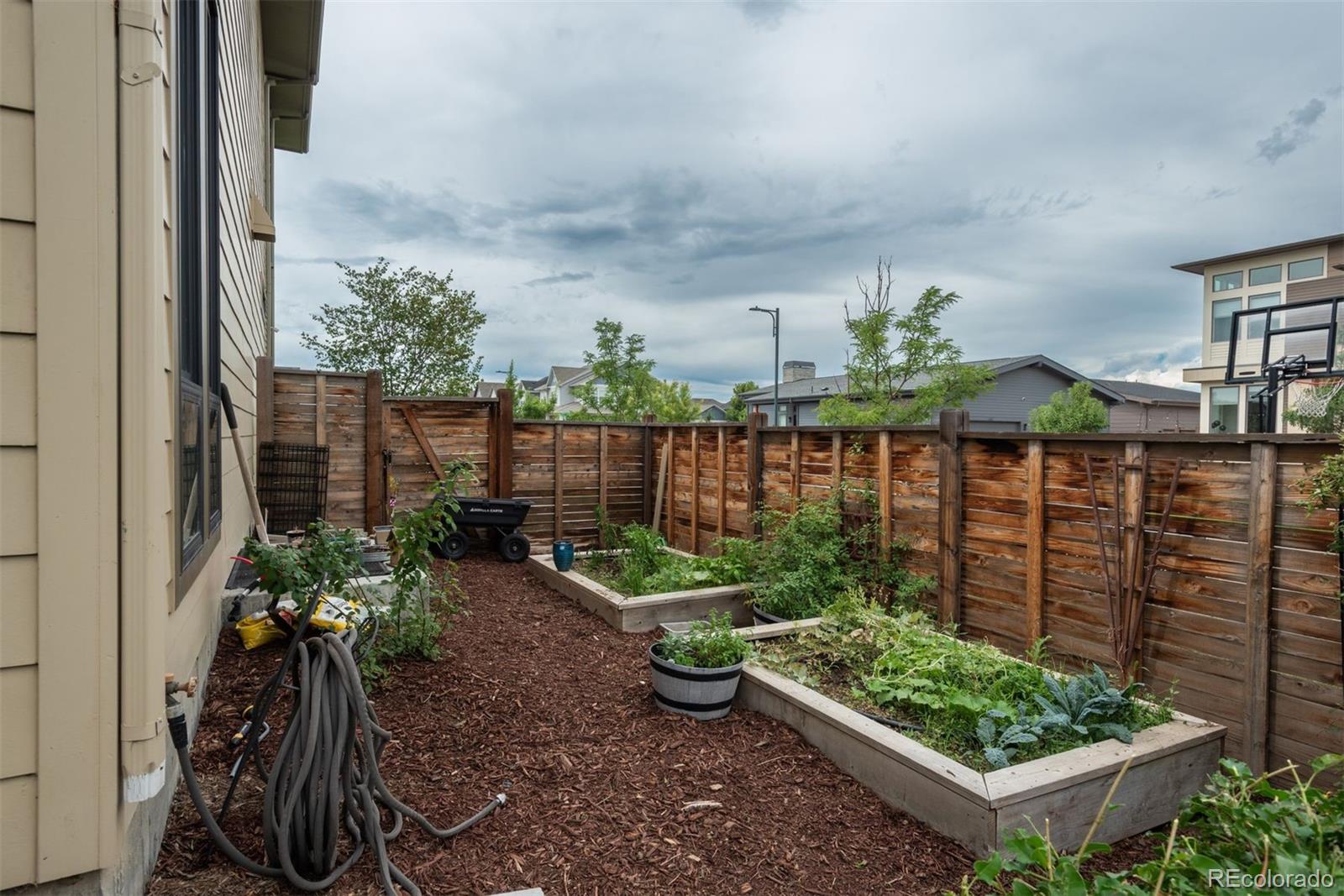 MLS Image #42 for 5866  boston court,denver, Colorado