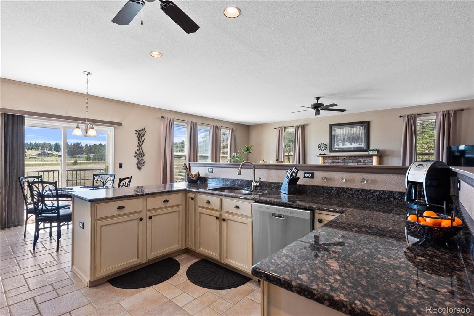 MLS Image #6 for 37159  pheasant run,elizabeth, Colorado