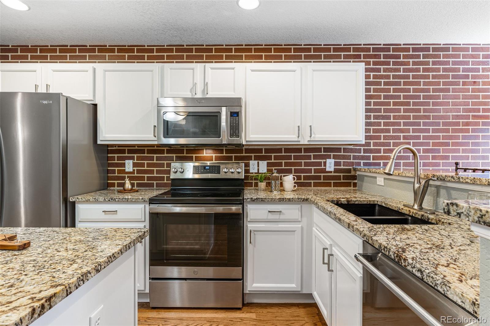 MLS Image #10 for 8130 e 29th avenue,denver, Colorado