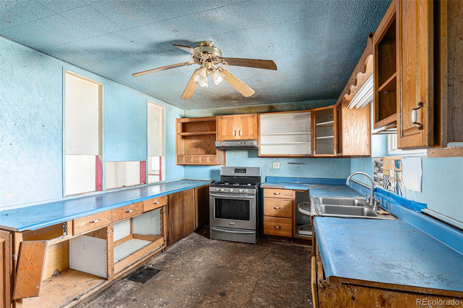 MLS Image #12 for 209  james street,avondale, Colorado