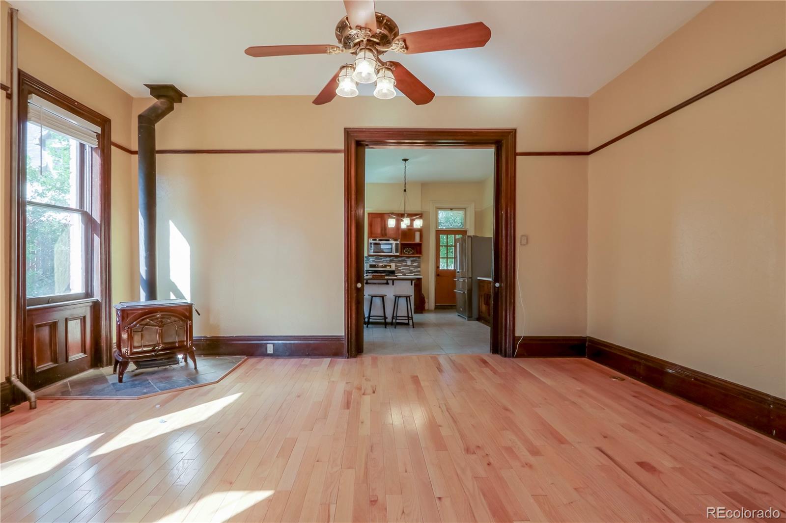 MLS Image #8 for 211  beech street,trinidad, Colorado