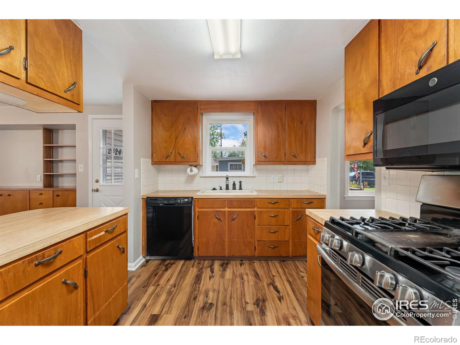 MLS Image #6 for 2424 w mulberry street,fort collins, Colorado