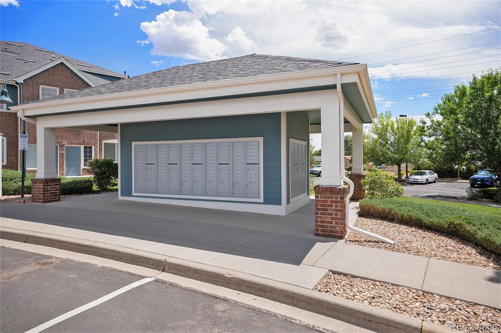 MLS Image #13 for 2675 s danube way,aurora, Colorado