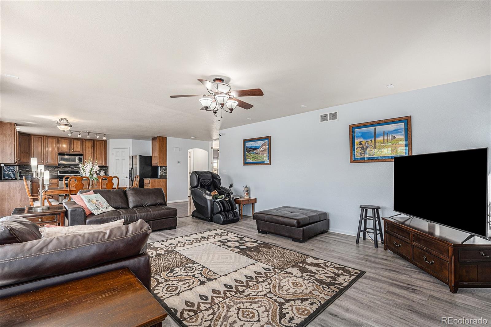 MLS Image #8 for 23696 e mississippi circle,aurora, Colorado