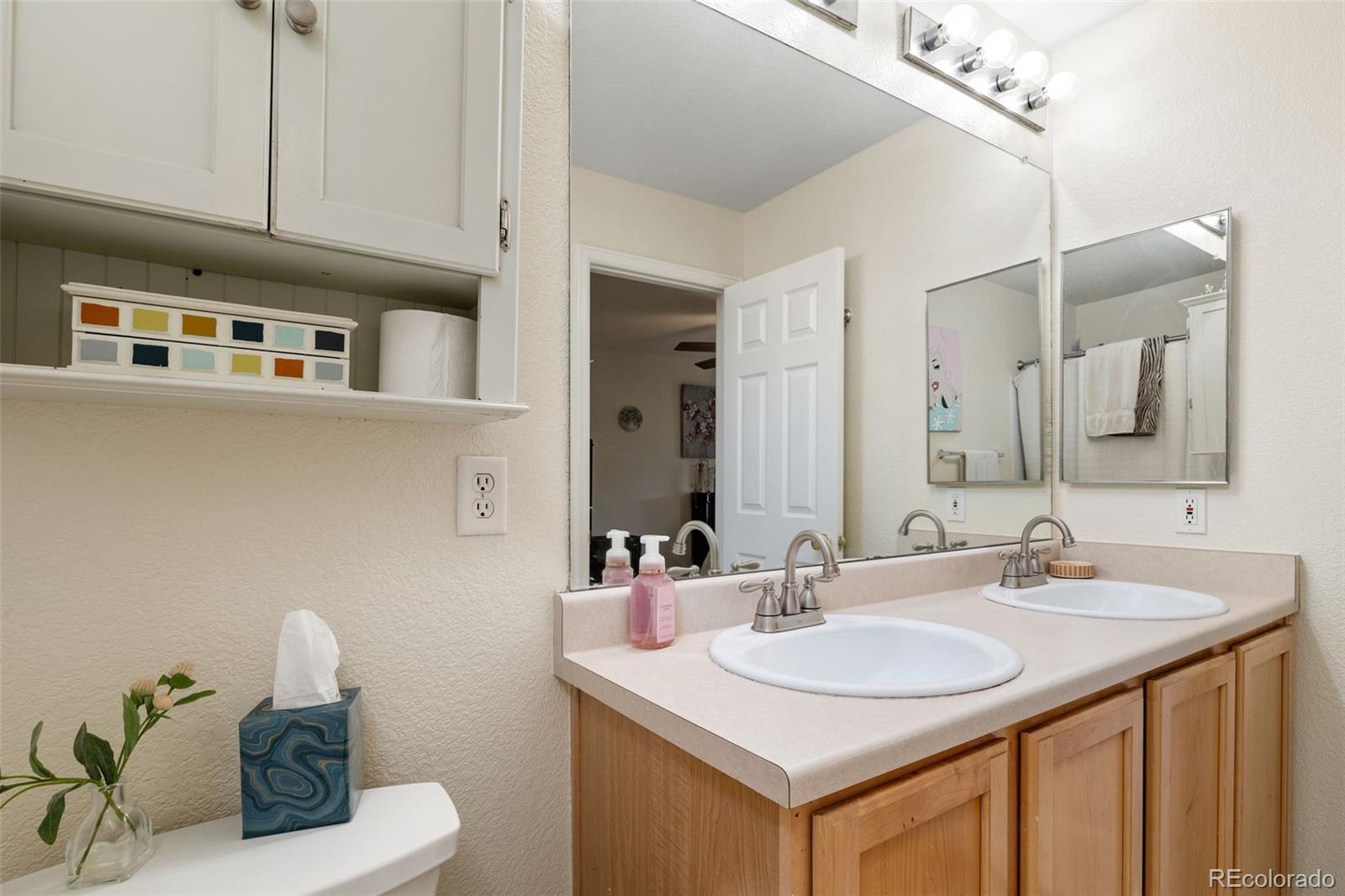 MLS Image #25 for 8185 s memphis way,englewood, Colorado