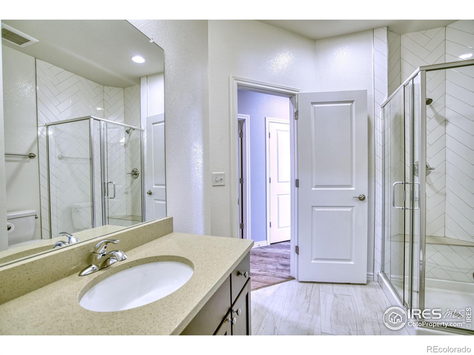 MLS Image #14 for 1311  johnston court,longmont, Colorado