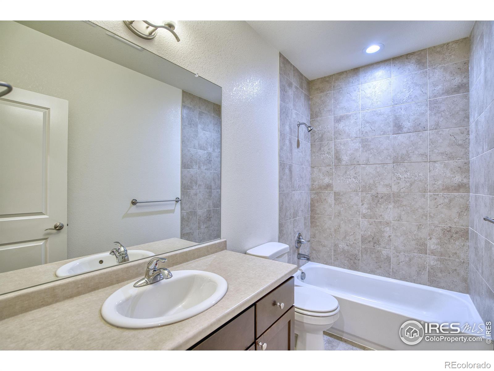 MLS Image #23 for 1311  johnston court,longmont, Colorado