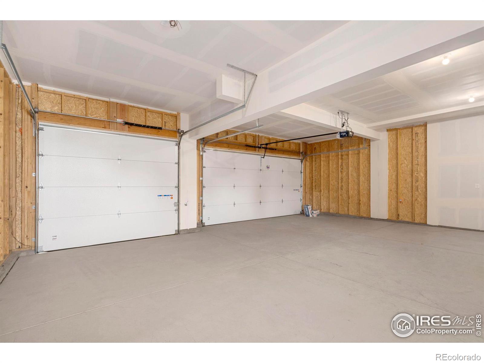 MLS Image #38 for 3288  buffalo grass lane,wellington, Colorado