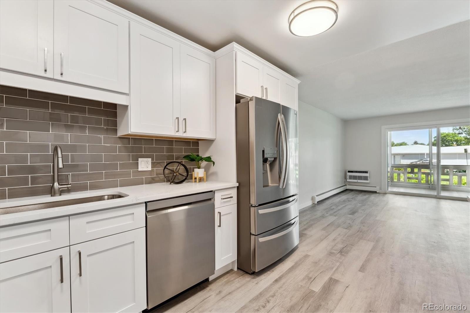 MLS Image #6 for 715 s alton way,denver, Colorado