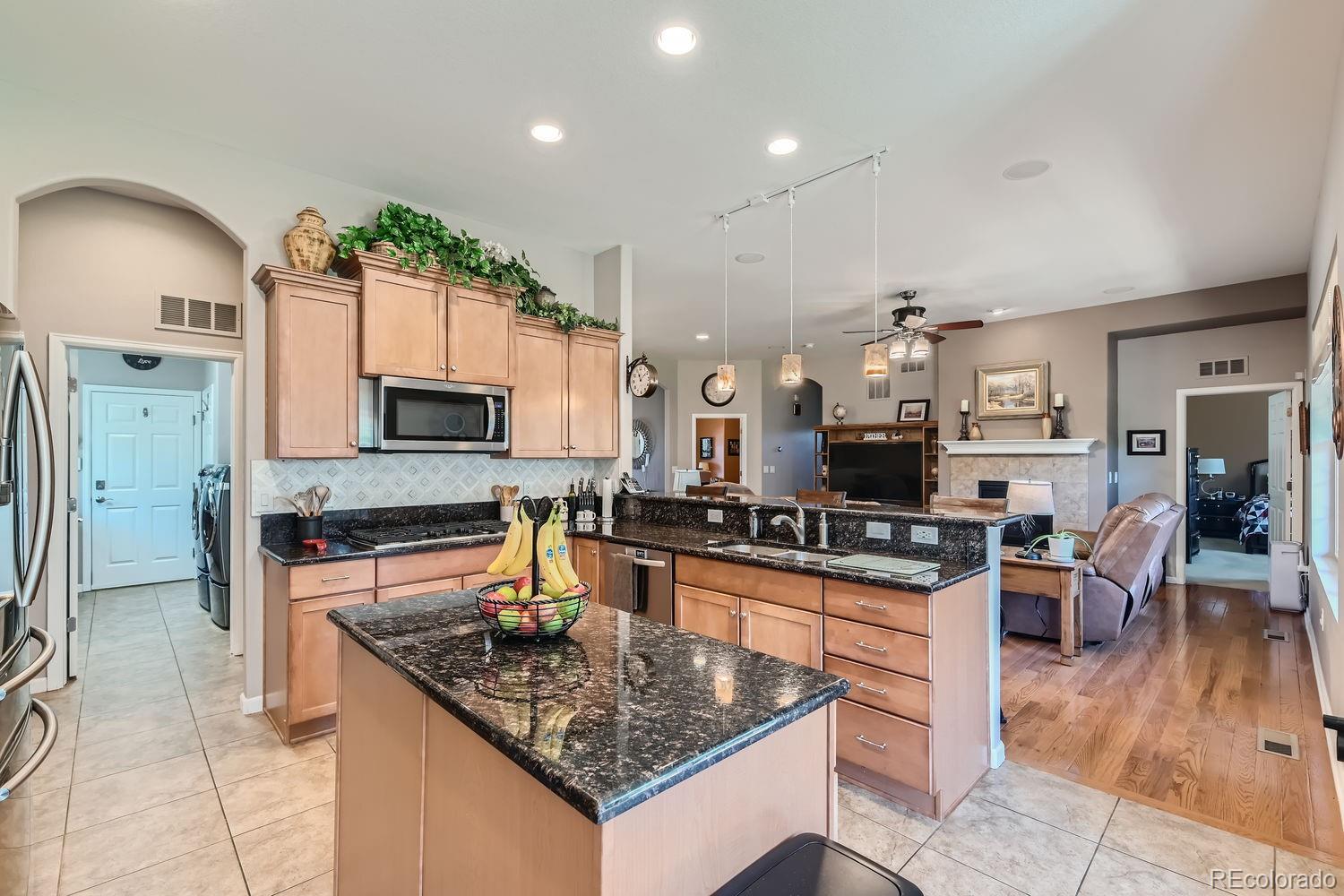 MLS Image #10 for 16040  quandary loop,broomfield, Colorado