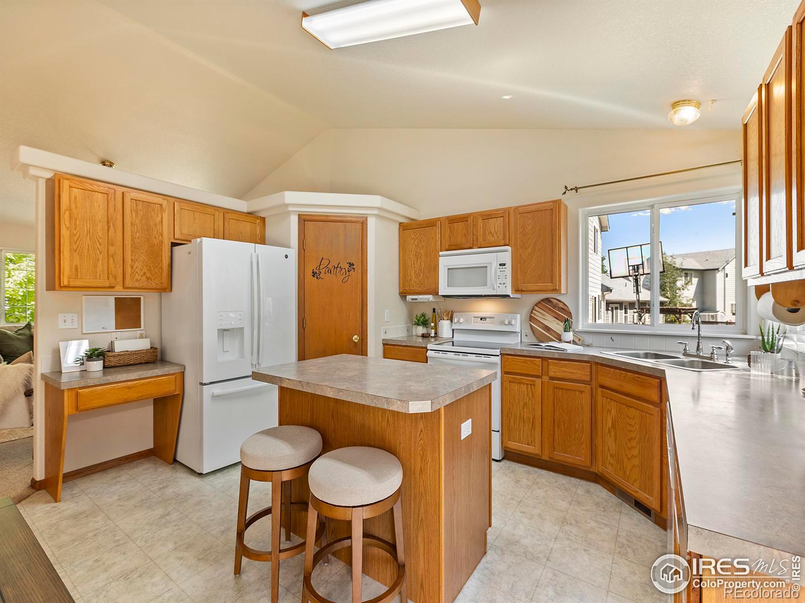 MLS Image #10 for 4153  stringtown drive,loveland, Colorado