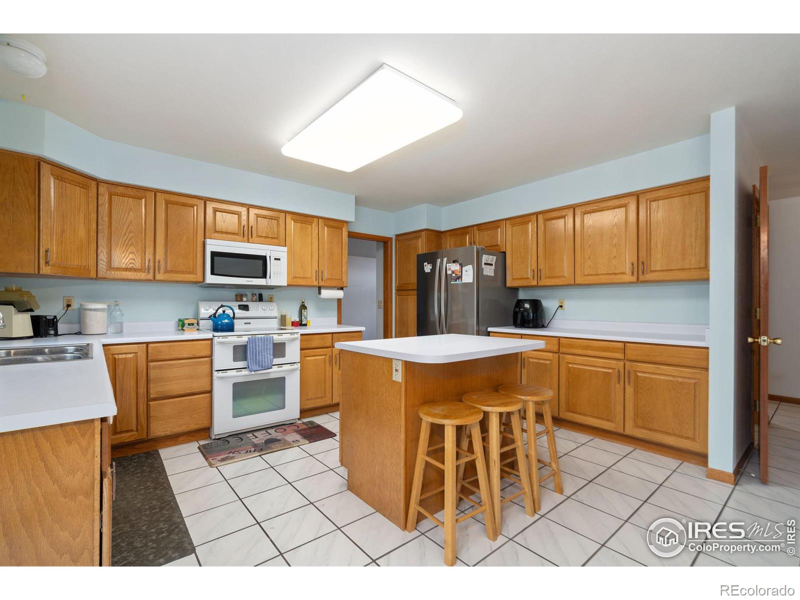 MLS Image #11 for 3914  century drive,fort collins, Colorado