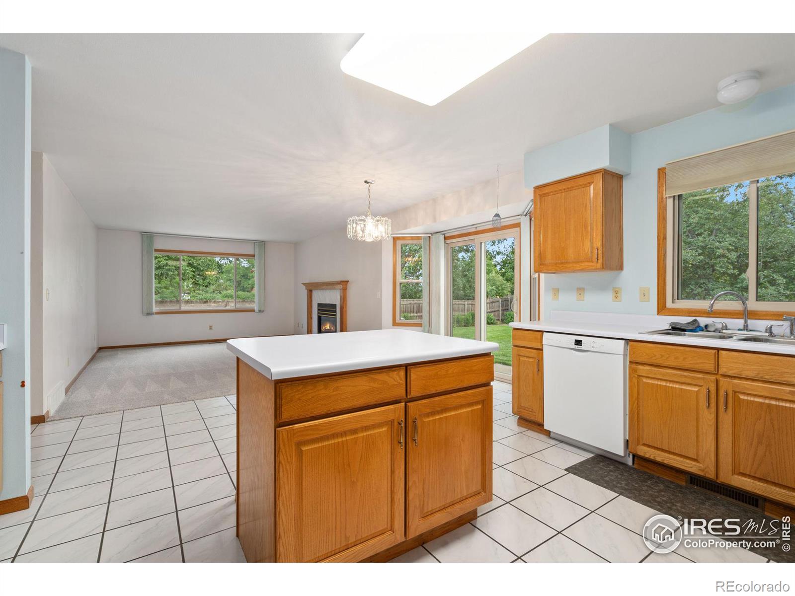 MLS Image #12 for 3914  century drive,fort collins, Colorado