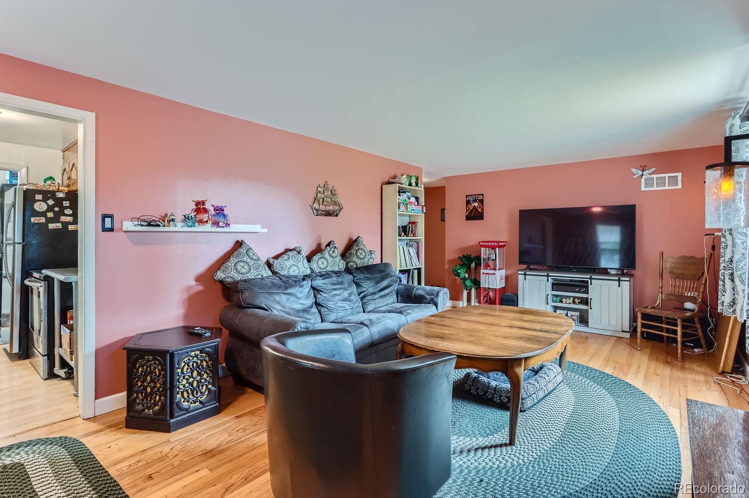 MLS Image #3 for 1108  roslyn street,denver, Colorado